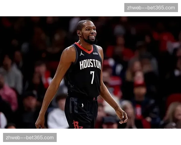 杜兰特加盟火箭冲冠最后拼图 37岁老将经验值成年轻核心财富 杜兰特加盟火箭冲冠最后拼图 37岁老将经验值成年轻核心财富